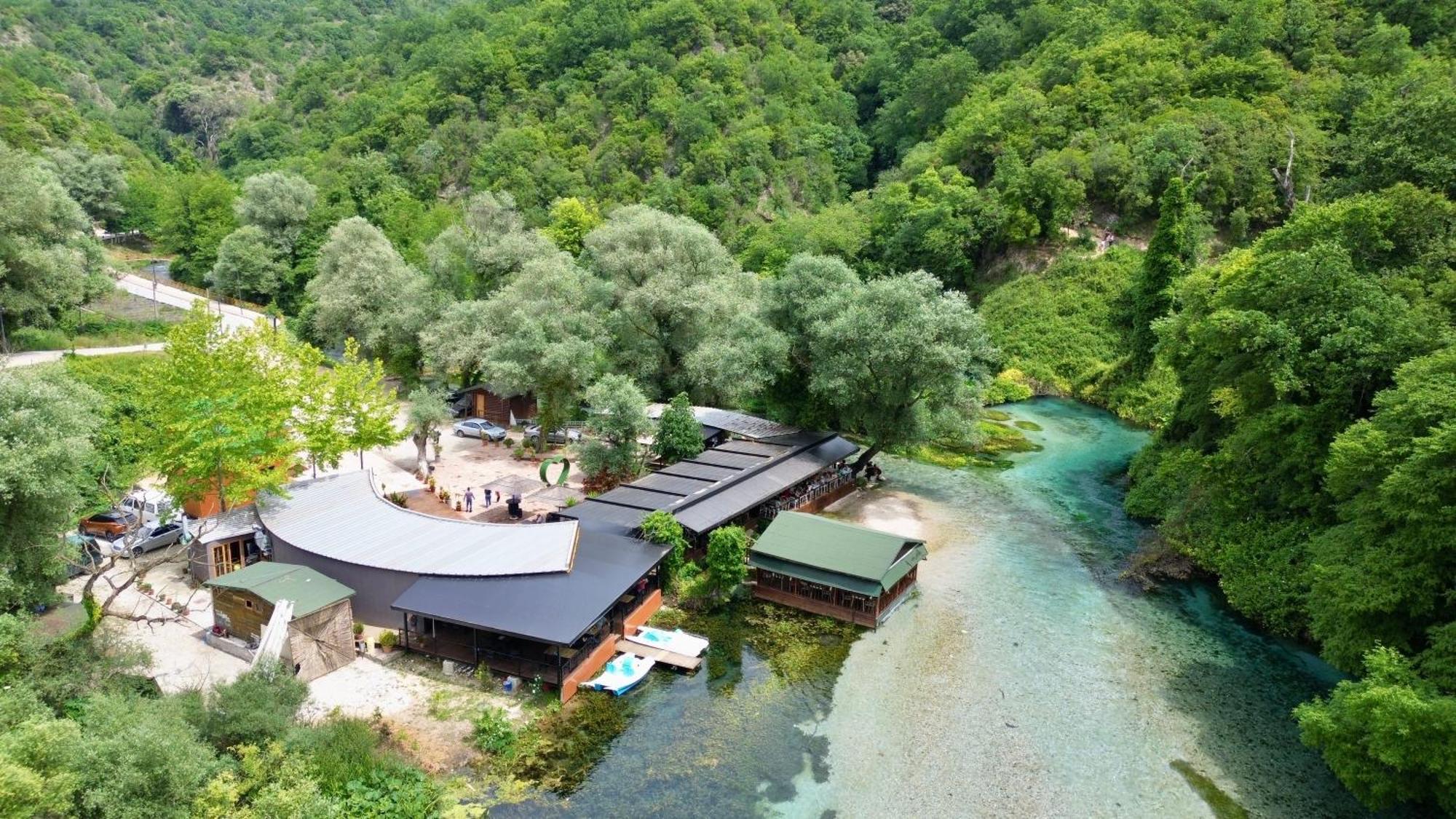 Blue Eye Hotel Sarandë